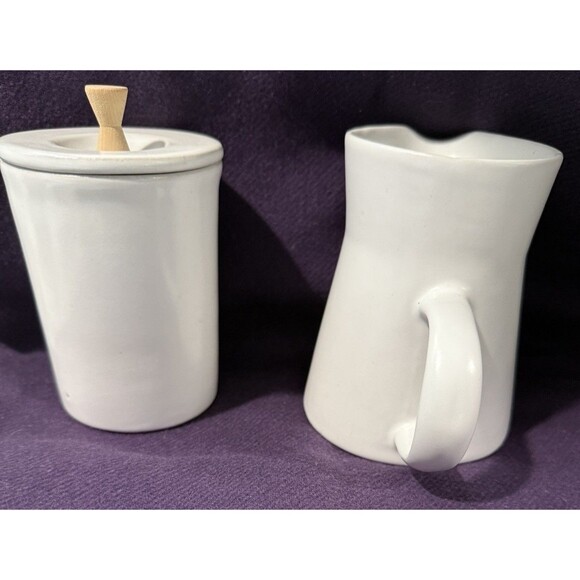 Bennington Potters Creamer and Sugar Bowl w Lid White Modernist Vermont Rare Vtg - Picture 3 of 16